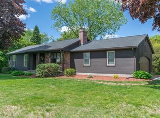 629 River Rd, Agawam, MA 01001