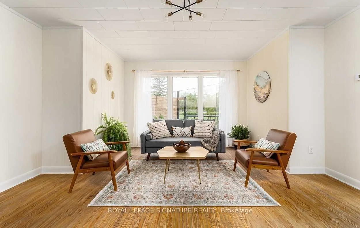 3 bed, $2,500 — Photo 2