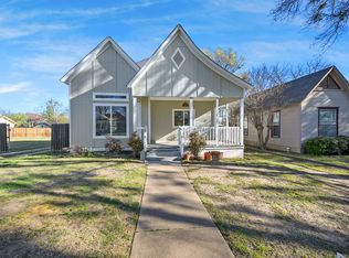 1019 W Sears St, Denison, TX 75020