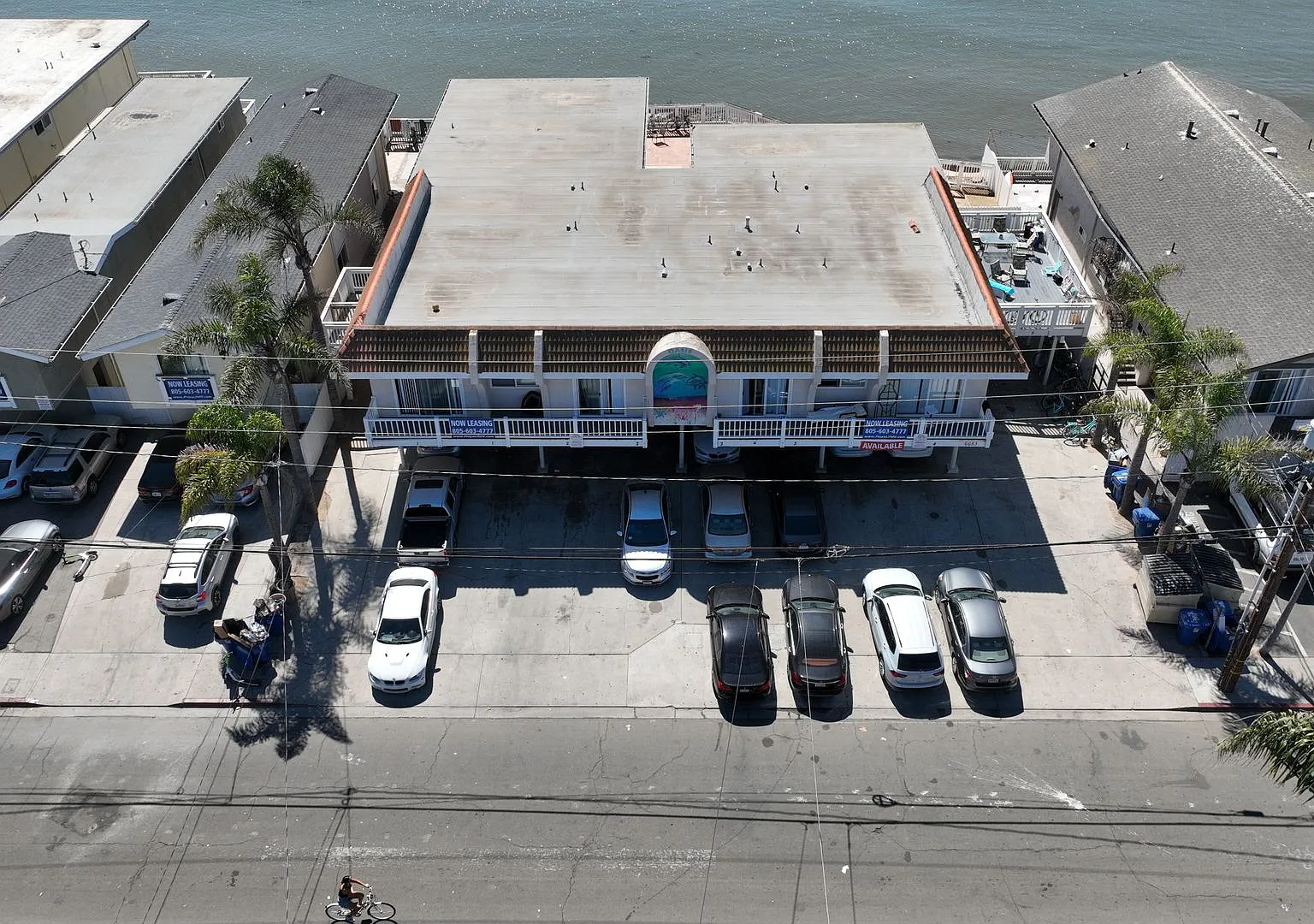 6653 Del Playa — Photo 3