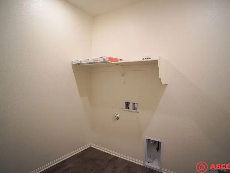 7320 Lago Puccini St — Photo 13