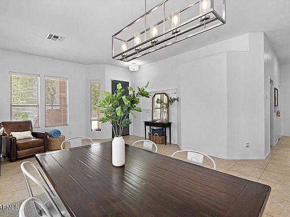 4th image of 26810 N 41st St