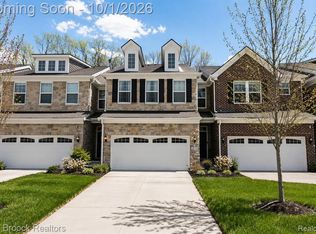 40115 Premier Dr, Plymouth, MI 48170