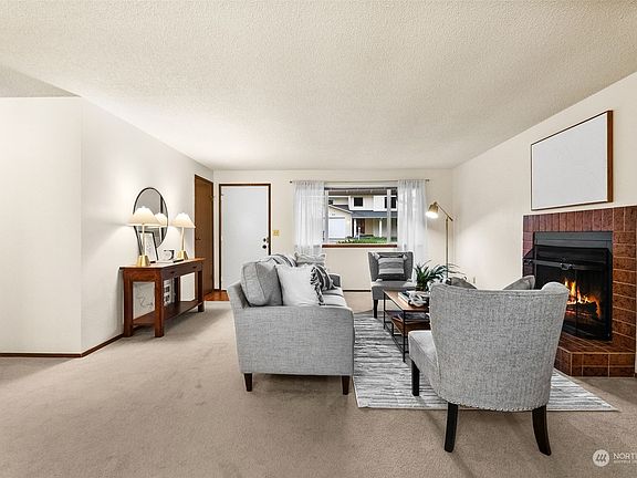 5th image of 828 34th Avenue NW #2
