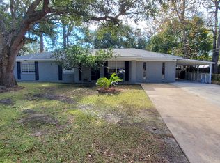 211 Wheaton Ct, Ocean Springs, MS 39564