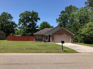 17047 Beacon St, Ponchatoula, LA 70454