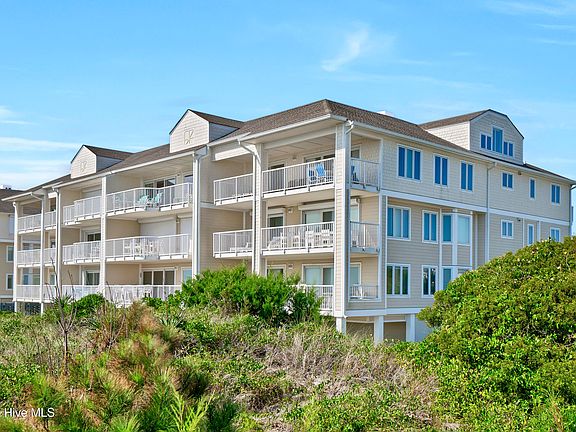 2nd image of 2502 N Lumina Avenue Ext #3a