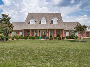 678 Peggy Ln, Gunter, TX 75058