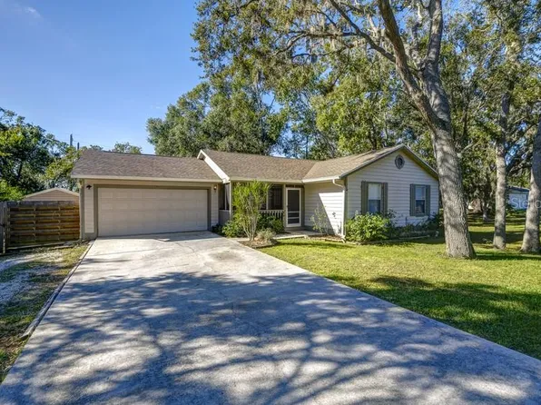 2441 Huffton Cir, Sarasota, FL 34235