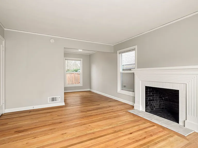 Parkside Apartments — Photo 41