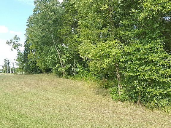 3rd image of 2124 Stonecrest Pkwy