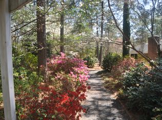 100 Harlow Rd, Pinehurst, NC 28374