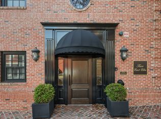 2 Elm St #28, Greenwich, CT 06830