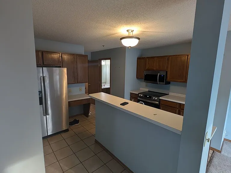 2583 Bedford Ct — Photo 21