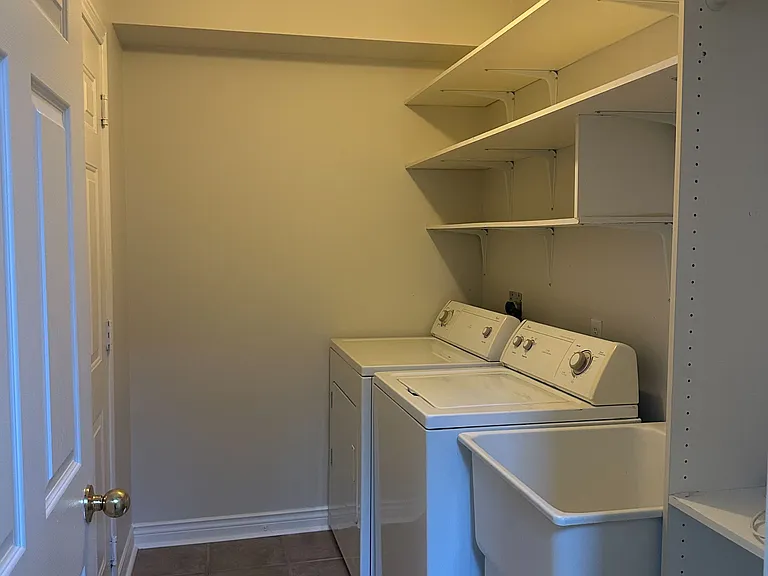 38 Gateway Ct — Photo 6
