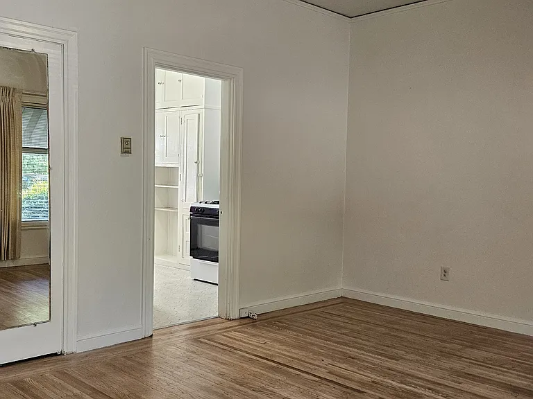 803 Smalley Ave #2 — Photo 6