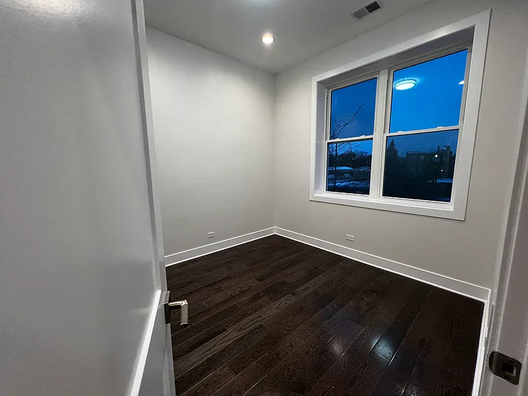 4819 Main St #202 — Photo 11