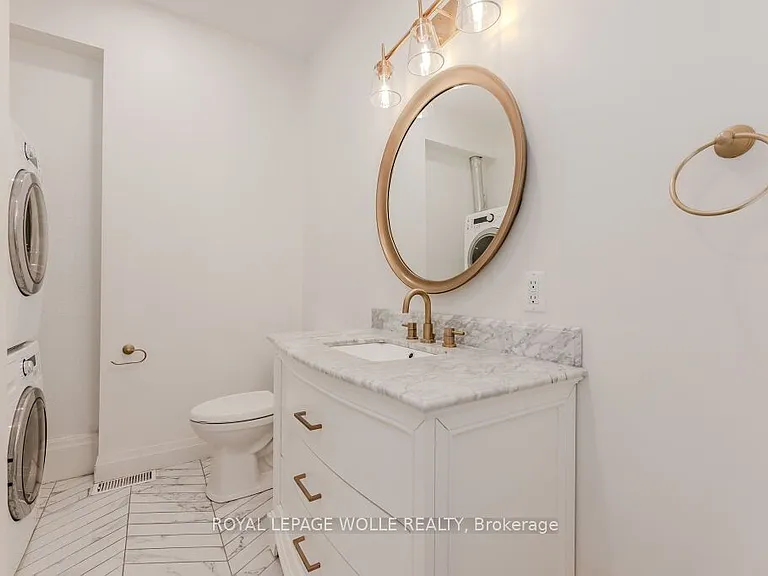 76 Wellington St N #A — Photo 12