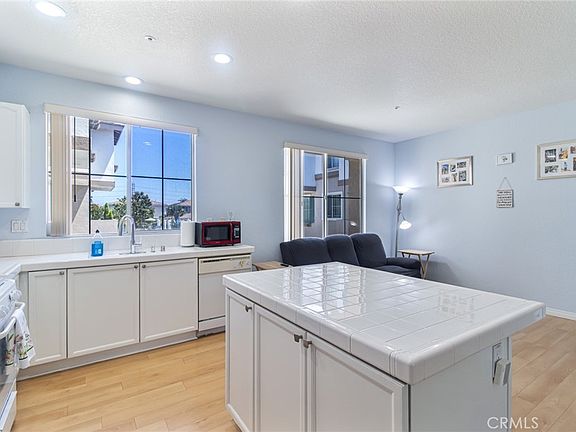 5th image of 4560 Montecito Dr