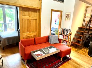 256 N 6th St APT 2B, Brooklyn, NY 11211