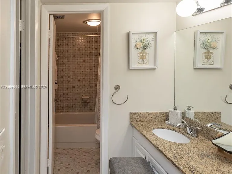 10425 SW 112th Ave #325 — Photo 7