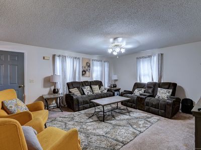 91 Middle Turnpike East, Manchester, CT, 06040