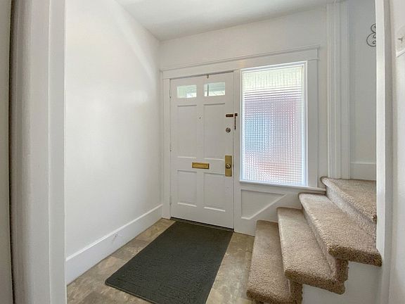 5th image of 1107 W Broad St #2