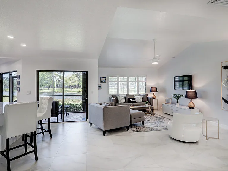 6 Lexington Ln E #D — Photo 8