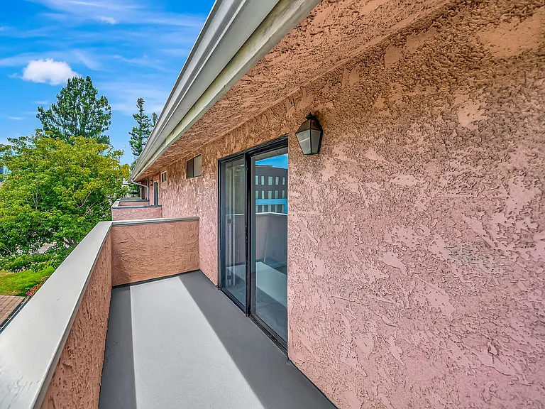 4424 Coldwater Canyon Ave #3 — Photo 48