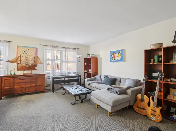 90-28 83rd Avenue image 8 of 17