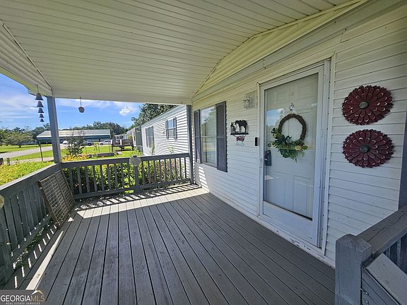 2nd image of 105 Bayberry Dr
