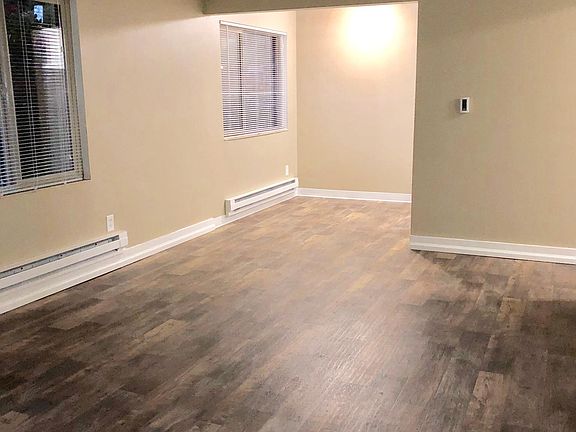 Livingroom and dinning area