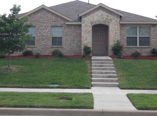 1738 Overlook Dr, Lancaster, TX 75146