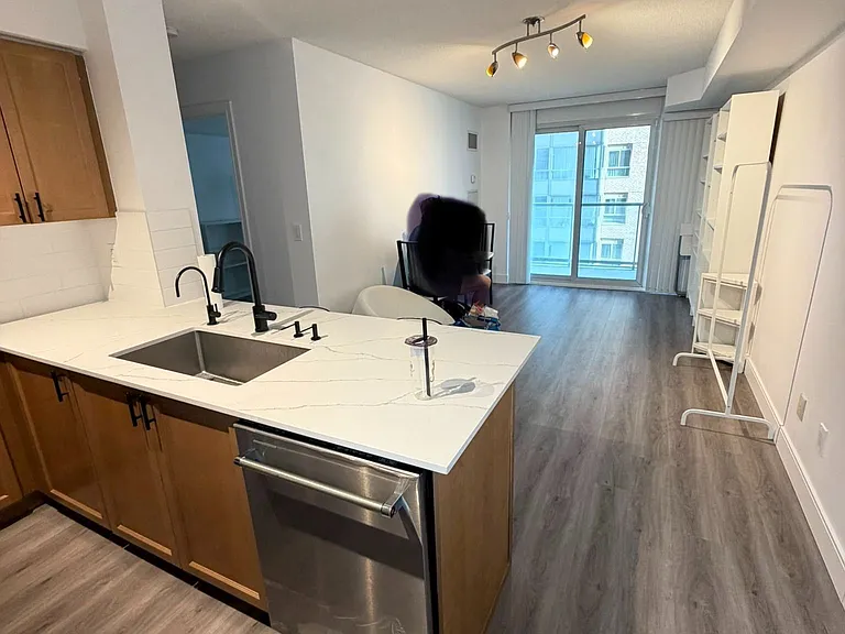 761 Bay St #1007 — Photo 3