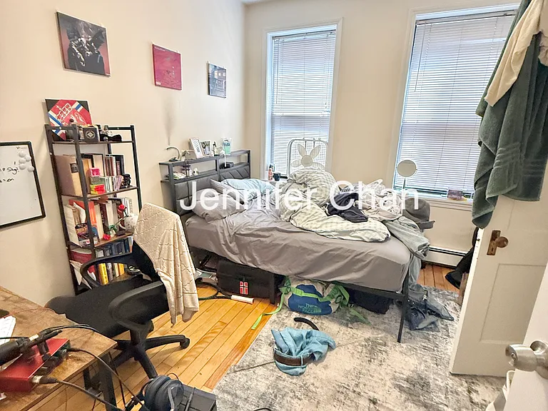 8 Royce Rd #1 — Photo 7