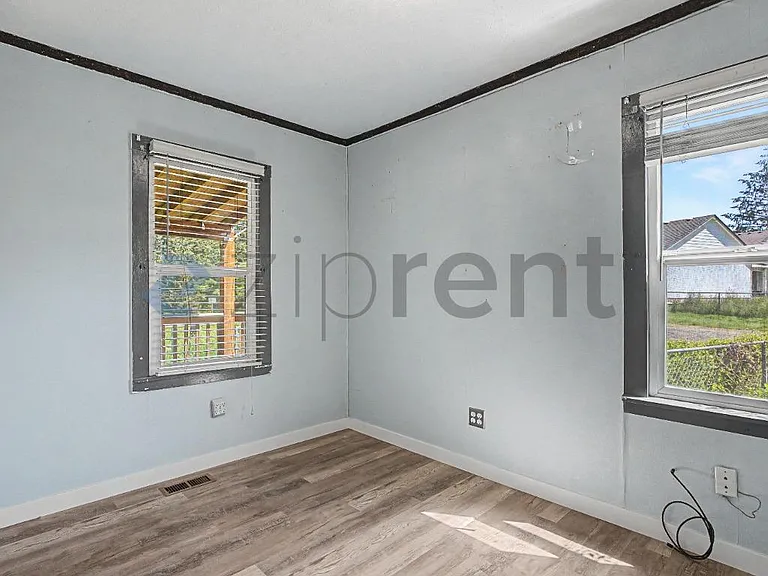 619 NW 199th St #2 — Photo 15
