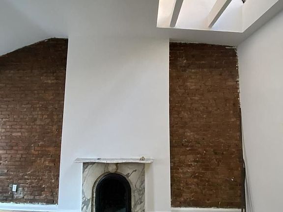 3rd image of 53 W 16th St APT 4A