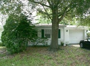 9820 Mark Twain Ln, Port Richey, FL 34668