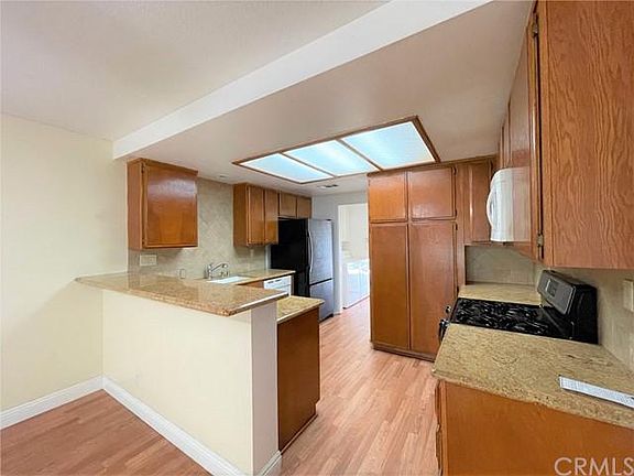 4th image of 4246 Pepperwood Ln #11
