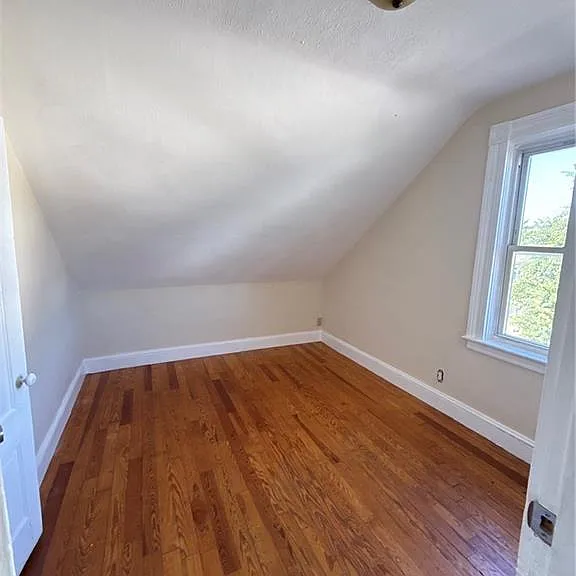 1018 Cranston St #3 — Photo 5