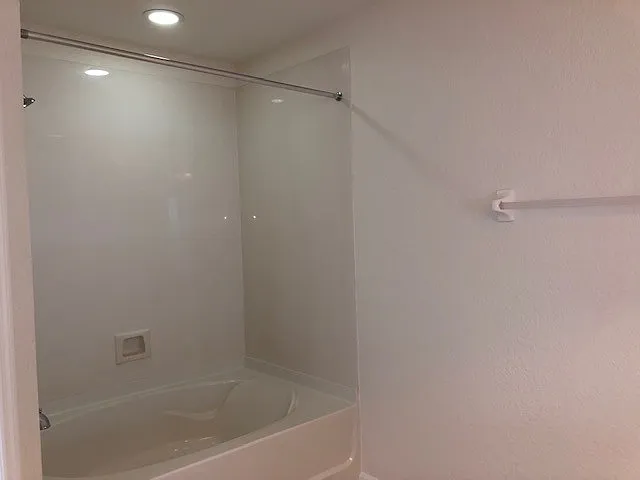 953 Rock Harbor Ave — Photo 38