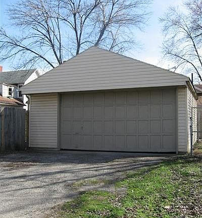 2nd image of 41 Burns Ave