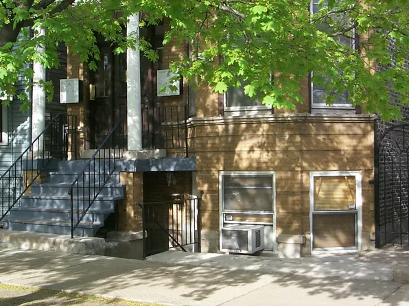 3239 N Southport Ave APT 1F, Chicago, IL 60657
