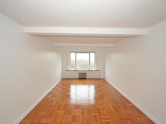 3rd image of 120 Central Park S APT 15D