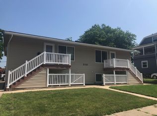 210 27th St NE, Cedar Rapids, IA 52402