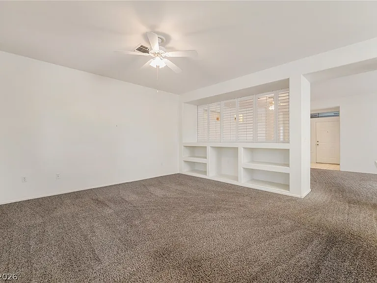 499 Elm Hollow Ct — Photo 10