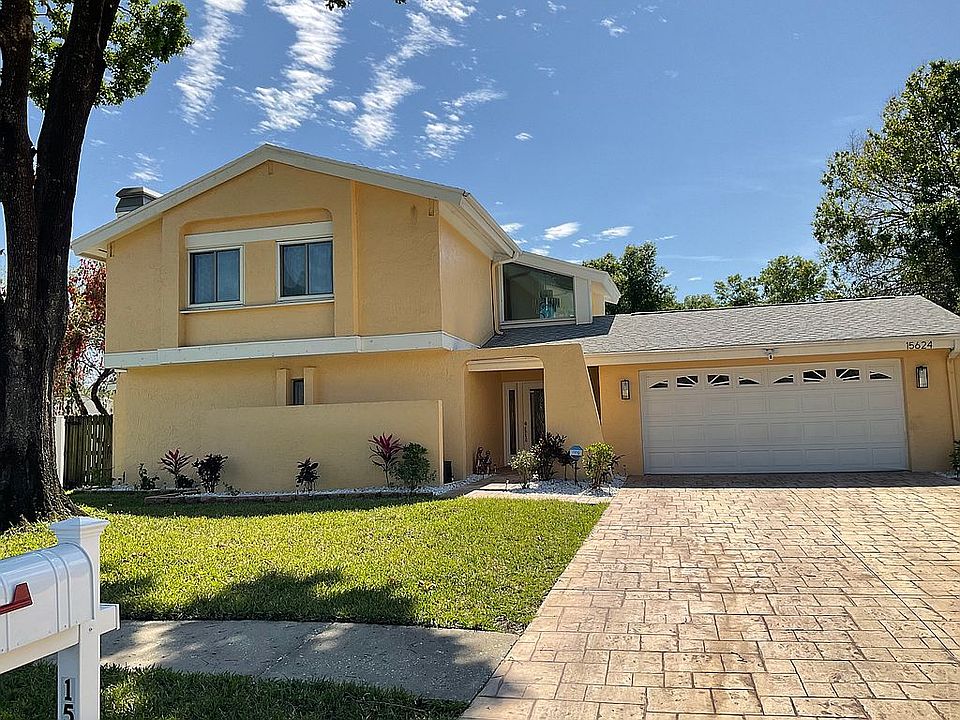 2nd image of 15624 Bear Creek Dr