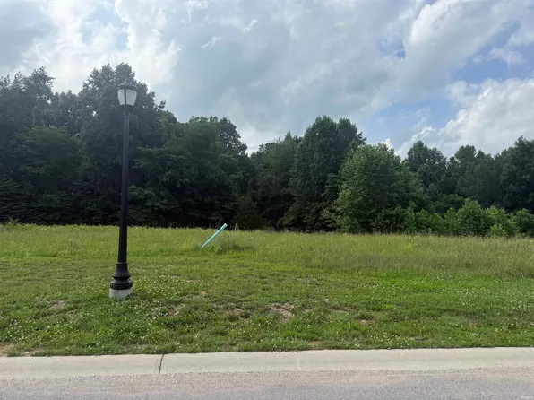 109 Stone Crest Dr, Bedford, IN 47421