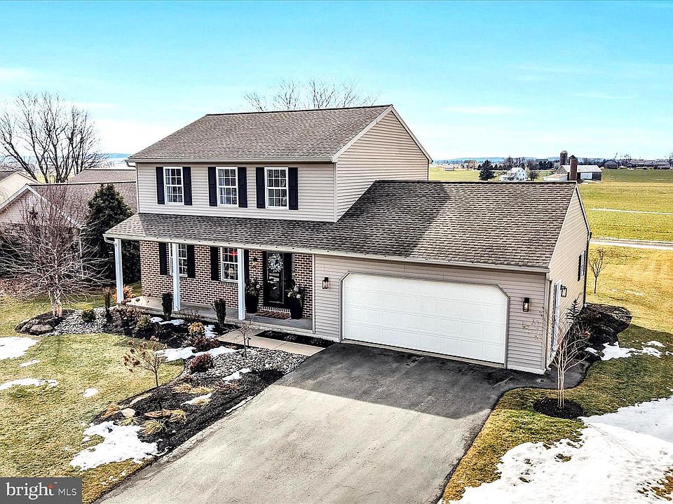 1st image of 10 Georgie Ln