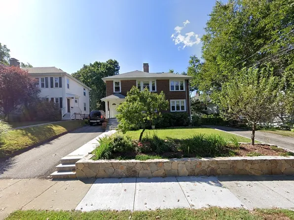 182-184 Cabot St, Newton, MA 02458